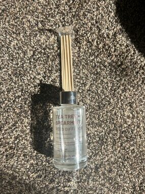 Tea Tree + Spearmint Reed Diffuser